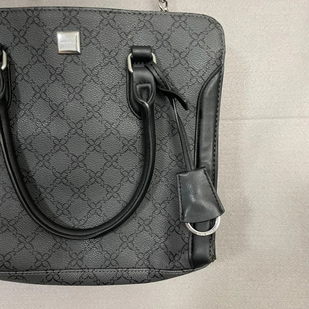 Nine West Handbag / Purse - Chain Strap Black Flat Bottom Bag‎